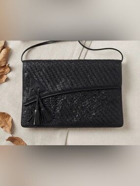 Lambskin Leather Woven Italian Purse, Vintage, Excellent Used Condition